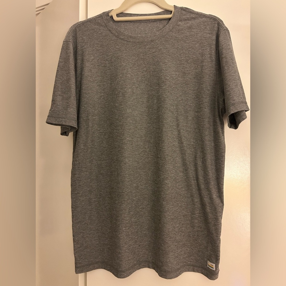 Vuori Men's Tuvala Gray T-Shirt | Medium